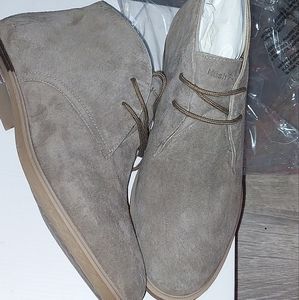 Hush Puppies